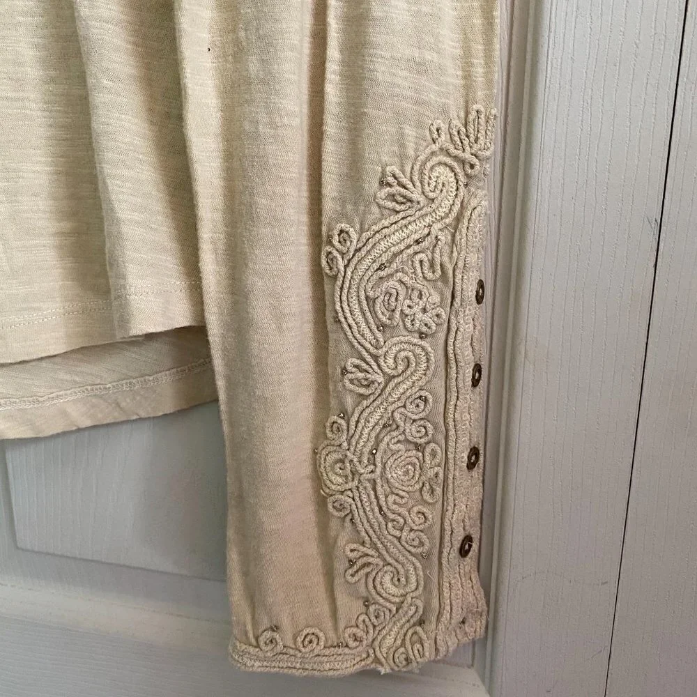 Free People Women's NWOT Tan Wheat Hooked On You Turtleneck Embroidered Top XS